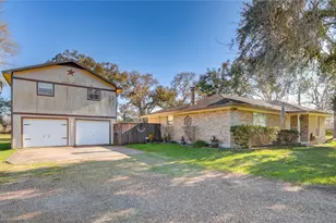 411 County Rd 912A, Brazoria, TX 77422 - Photo 1