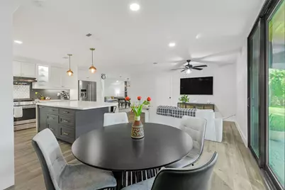 3615 Mayfield Oaks Lane, Houston, TX 77088 - Photo 21