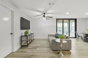 3615 Mayfield Oaks Ln, Houston, TX 77088 - Photo 11