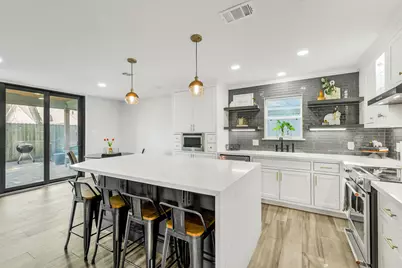 3615 Mayfield Oaks Lane, Houston, TX 77088 - Photo 15