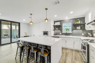 3615 Mayfield Oaks Ln, Houston, TX 77088 - Photo 15