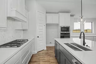 1607 Highland Waters Dr, Richmond, TX 77469 - Photo 5