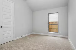 1607 Highland Waters Dr, Richmond, TX 77469 - Photo 11