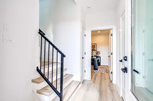 737 W 21st St, Houston, TX 77008 - Photo 3