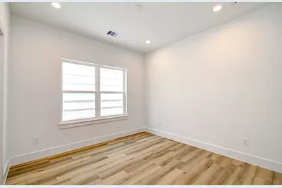 737 W 21st Street #B, Houston, TX 77008 - Photo 29