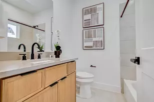 737 W 21st St, Houston, TX 77008 - Photo 37