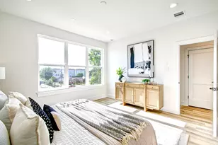 737 W 21st St, Houston, TX 77008 - Photo 25