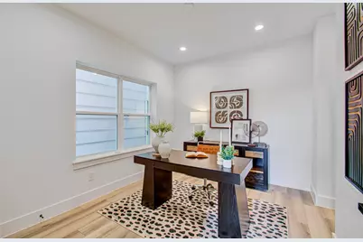 737 W 21st Street, Houston, TX 77008 - Photo 7