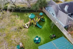 10720 Briar Forest Dr, Houston, TX 77042 - Photo 33