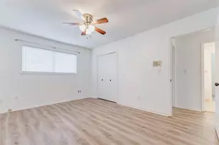 10720 Briar Forest Dr, Houston, TX 77042 - Photo 23