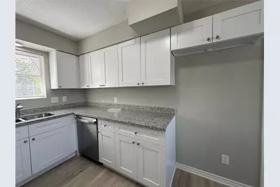 4802 Hannas Reef Drive, Bacliff, TX 77518 - Photo 11