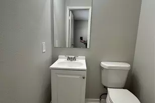 4802 Hannas Reef Dr, Bacliff, TX 77518 - Photo 23