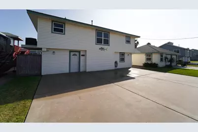 557 Pompano Street, Hitchcock, TX 77563 - Photo 1