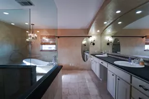 557 Pompano St, Hitchcock, TX 77563 - Photo 25