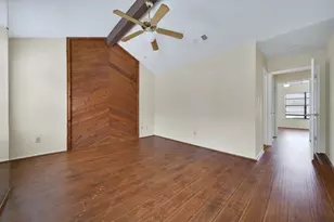 9901 Sharpcrest St, Houston, TX 77036 - Photo 13