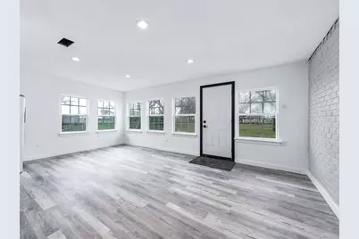 1619 Cr 387 -Marilyn St, Alvin, TX 77511 - Photo 31