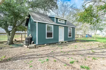 1619 Cr 387 -Marilyn St, Alvin, TX 77511 - Photo 45