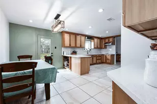 1619 Cr 387 -Marilyn St, Alvin, TX 77511 - Photo 11