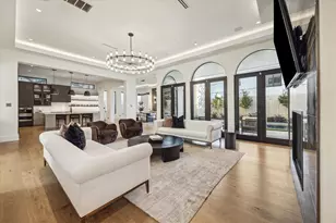 7 Lana Ln, Houston, TX 77027 - Photo 21