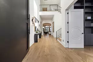 7 Lana Ln, Houston, TX 77027 - Photo 7