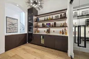 7 Lana Ln, Houston, TX 77027 - Photo 11