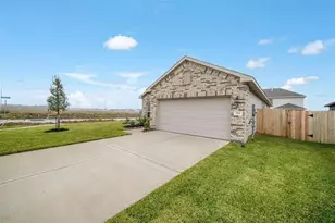 782 Dewberry Rd, La Marque, TX 77568 - Photo 3