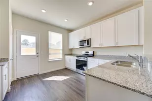 11715 Braemar Village Dr, Tomball, TX 77375 - Photo 19