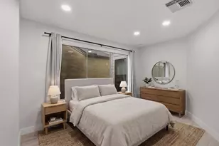 9584 Doliver Dr, Houston, TX 77063 - Photo 9
