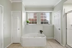 323 Magic Oaks Ct, Spring, TX 77388 - Photo 23