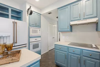 323 Magic Oaks Court, Spring, TX 77388 - Photo 11