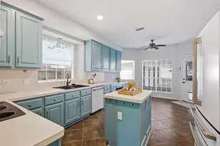 323 Magic Oaks Ct, Spring, TX 77388 - Photo 9