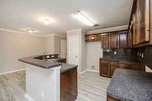 4624 Larkspur St, Houston, TX 77051 - Photo 15