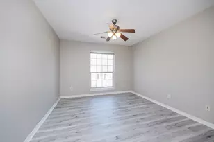 4624 Larkspur St, Houston, TX 77051 - Photo 41