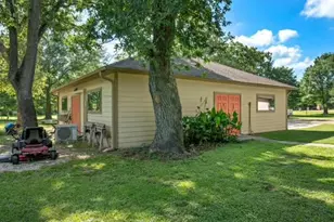 4529 Quiet Waters, North Zulch, TX 77872 - Photo 23