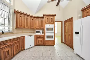 10503 Great Plains Ln, Houston, TX 77064 - Photo 15