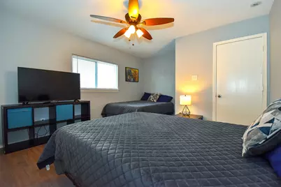 11007 Shumard Oak Court, Houston, TX 77065 - Photo 17