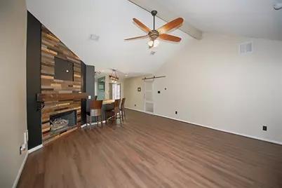 4714 Widerop Lane, Friendswood, TX 77546 - Photo 17