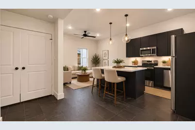 7806 Clearview St #12, Houston, TX 77033 - Photo 3