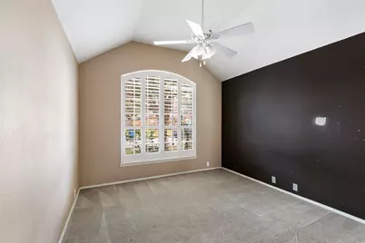 18619 Woodbreeze Drive, Humble, TX 77346 - Photo 13
