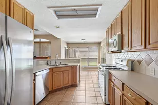 18619 Woodbreeze Dr, Humble, TX 77346 - Photo 23