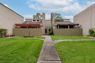 1365 Chardonnay Dr, Houston, TX 77077 - Photo 17