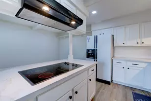 1365 Chardonnay Dr, Houston, TX 77077 - Photo 33