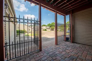 1365 Chardonnay Dr, Houston, TX 77077 - Photo 41