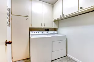 1365 Chardonnay Dr, Houston, TX 77077 - Photo 45