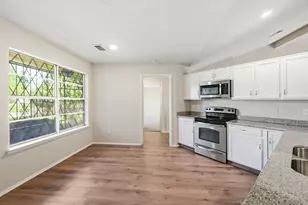 11322 Yorklyn Dr, Houston, TX 77066 - Photo 9