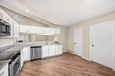 11322 Yorklyn Drive, Houston, TX 77066 - Photo 7