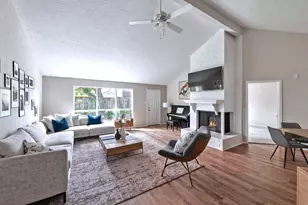 11322 Yorklyn Dr, Houston, TX 77066 - Photo 3