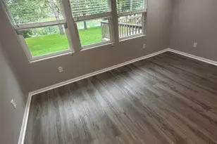 1572 E Pine Lake Cir, Montgomery, TX 77316 - Photo 13