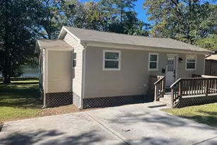 1572 E Pine Lake Cir, Montgomery, TX 77316 - Photo 1