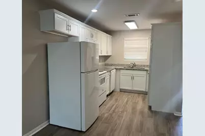 1572 E Pine Lake Circle, Montgomery, TX 77316 - Photo 5